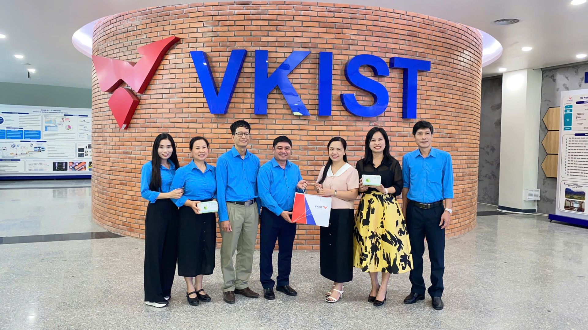 Công đoàn VKIST tiếp Đoàn giám sát của Công đoàn Khoa học và Công nghệ Việt Nam