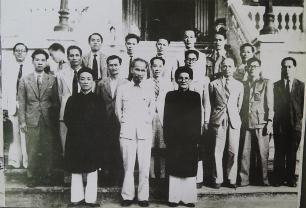cu-huynh-thuc-khang