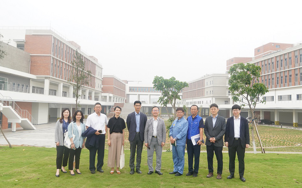 Đại sứ quán Hàn Quốc tại Việt Nam và Cơ quan hợp tác quốc tế Hàn Quốc tại Việt Nam đến thăm và làm việc tại VKIST