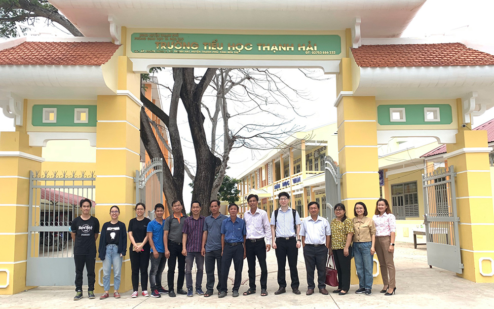 VKIST Working Group surveyed the installation sites for small-scale desalination system in Ben Tre Province