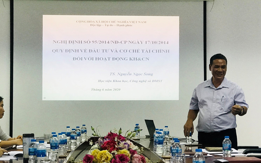 Khóa đào tạo lần thứ nhất cho nhân viên Viện VKIST về bồi dưỡng kiến thức, kỹ năng quản lý nhà nước