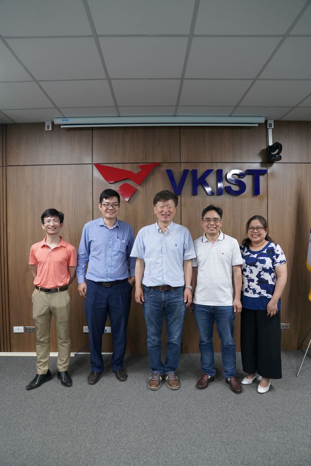 Promote the cooperation between VKIST and Korean counterparts