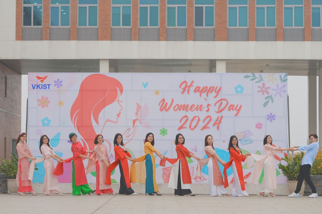 VKIST hân hoan hưởng ứng Tuần lễ Áo dài nhân ngày 08/03