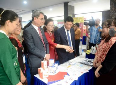 Nữ trí thức Viện VKIST tham gia Triển lãm “Tài sản trí tuệ và kết quả đổi mới sáng tạo của nữ trí thức”