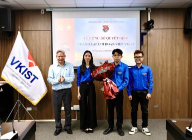 Lễ công bố trao quyết định thành lập Chi đoàn Viện VKIST