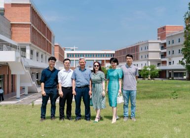 VKIST cùng Iris School hợp tác xây dựng chương trình hướng nghiệp cho học sinh