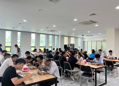 Ấm áp “Bữa cơm Công đoàn” tại VKIST