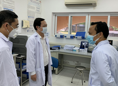 “Chống dịch phải có sự tham gia của các nhà khoa học”