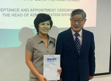 Viện Khoa học và Công nghệ Việt Nam - Hàn Quốc chào mừng tân Trưởng phòng Quản trị hành chính và 16 nghiên cứu viên mới