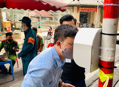 Nhà khoa học Việt chế tạo 'mắt thông minh' phòng Covid-19