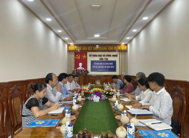 Đoàn công tác VKIST thăm và làm việc tại tỉnh Bến Tre