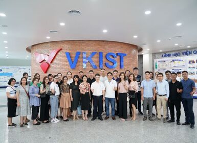 Học viện chính sách và phát triển đến thăm và làm việc tại VKIST