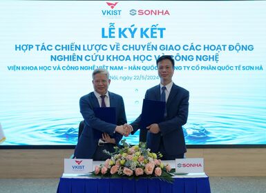 Lễ ký kết Hợp tác chiến lược về chuyển giao các hoạt động nghiên cứu Khoa học và công nghệ giữa Viện VKIST và công ty Cổ phần Quốc tế Sơn Hà