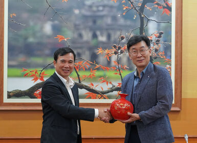 Đoàn KIST thăm và khảo sát dự án VKIST: Hỗ Trợ VKIST trong lĩnh vực vi mạch bán dẫn