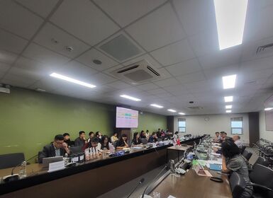 Hội đồng nghiệm thu chính thức đề tài KH&CN cấp Bộ “Nghiên cứu bào chế mỹ phẩm đắp mặt có tác dụng chống già hóa, làm sáng da sử dụng hạt nano cầu carbon và cao chiết từ cây Dương xỉ”