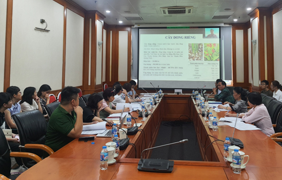 Họp hội đồng tuyển chọn nhiệm vụ KH&CN cấp bộ “Nghiên cứu sản xuất tinh bột kháng (RS-3) từ tinh bột dong riềng (Canna edulis) ứng dụng trong sản xuất thực phẩm có chỉ số đường máu thấp”