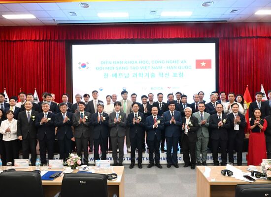 Việt Nam - Hàn Quốc: Thúc đẩy hợp tác khoa học, công nghệ theo hướng thực chất, gắn với thực tiễn