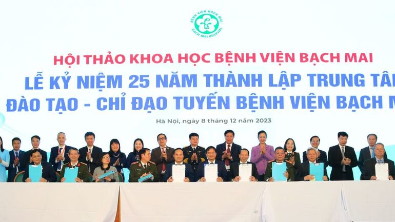 Lễ kí kết Biên bản ghi nhớ hợp tác chiến lược giữa Viện VKIST và Bệnh viện Bạch Mai