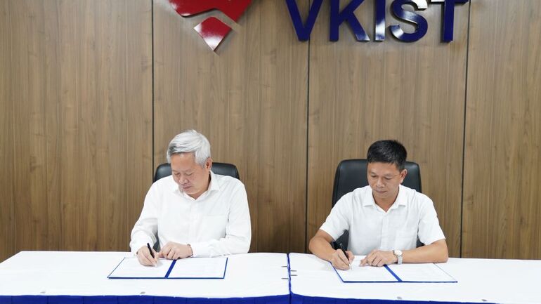 VKIST hợp tác nghiên cứu tinh chế Silica độ tinh khiết cao từ thạch anh