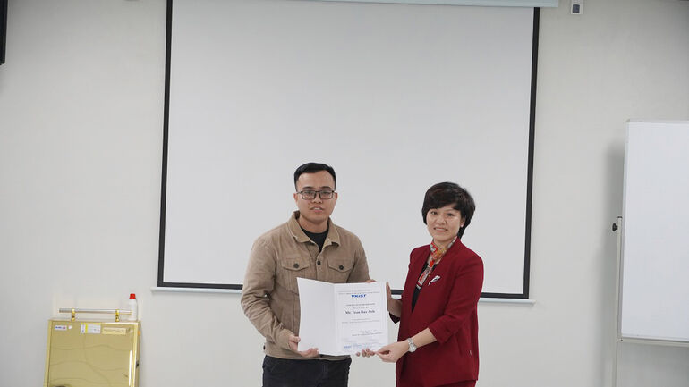 Chương trình chào đón tân viên chức và Khóa đào tạo định hướng, nâng cao năng lực