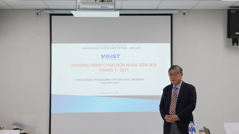 Khóa đào tạo định hướng, nâng cao năng lực cho tân viên chức của VKIST