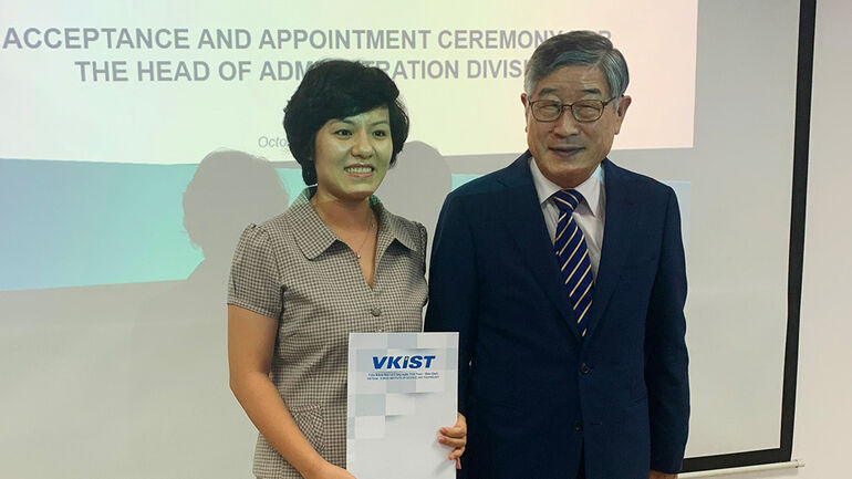 Vietnam - Korea Institute of Science and Technology welcomes the new Head of Administration Division and 16 new researchers