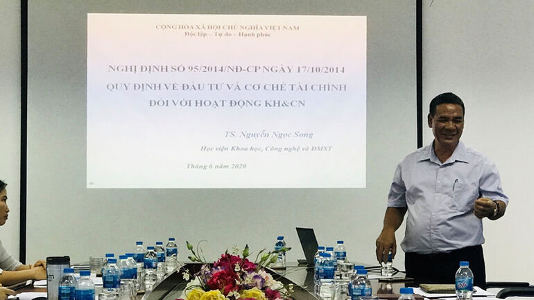 Khóa đào tạo lần thứ nhất cho nhân viên Viện VKIST về bồi dưỡng kiến thức, kỹ năng quản lý nhà nước