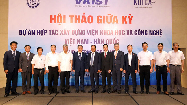 Mid-term Workshop about Vietnam-Korean Institute of Science and Technology Establishment Project