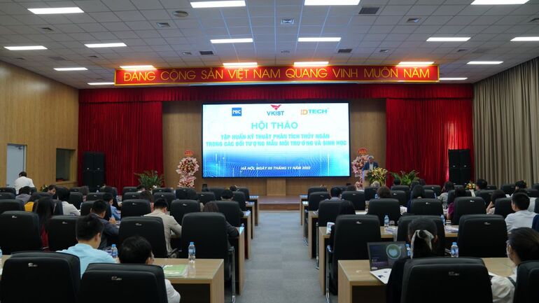 VKIST organized a Workshop – Technical training on mercury analysis in the laboratory
