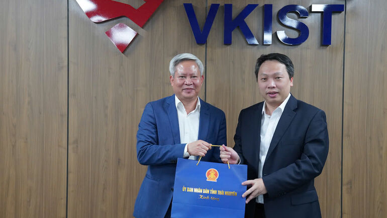 VKIST – Thái Nguyên: Đẩy mạnh hợp tác phát triển giá trị gia tăng từ cây chè và phát triển kinh tế xanh