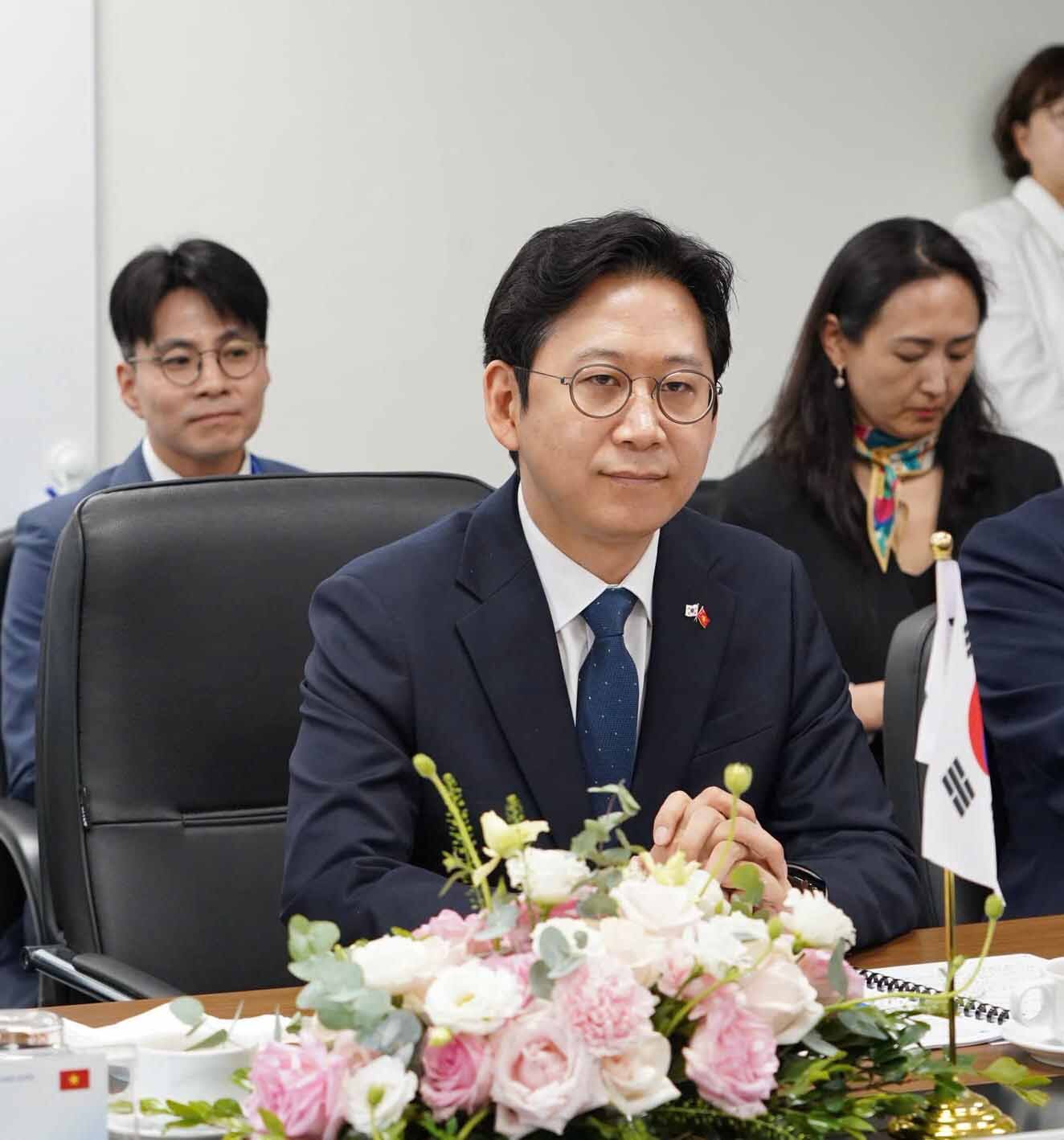 911114727926983488-1-17770107447501379568423